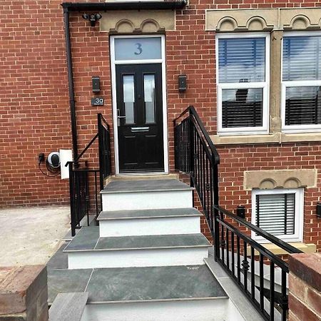 3A Roman View, Beautifully Appointed Apartment In Roundhay, Sleeps Up To 6, Bedrooms With En Suite Bathrooms, Ev Charging ليدز المظهر الخارجي الصورة