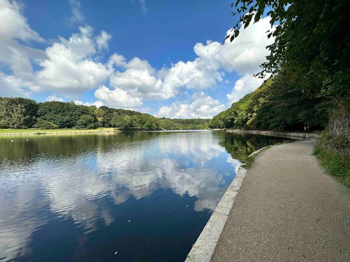 3A Roman View, Beautifully Appointed Apartment In Roundhay, Sleeps Up To 6, Bedrooms With En Suite Bathrooms, Ev Charging ليدز المظهر الخارجي الصورة