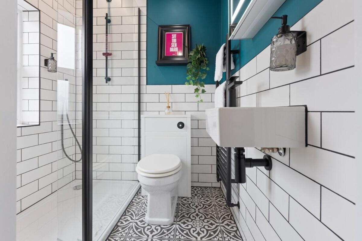 3A Roman View, Beautifully Appointed Apartment In Roundhay, Sleeps Up To 6, Bedrooms With En Suite Bathrooms, Ev Charging ليدز المظهر الخارجي الصورة